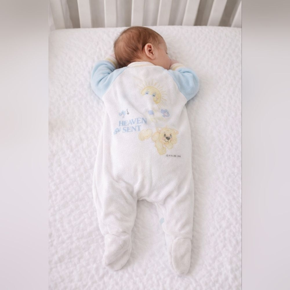 Vintage 1984 HHC Heaven Sent Footed Baby Sleeper Newborn Pastel Bear Moon
